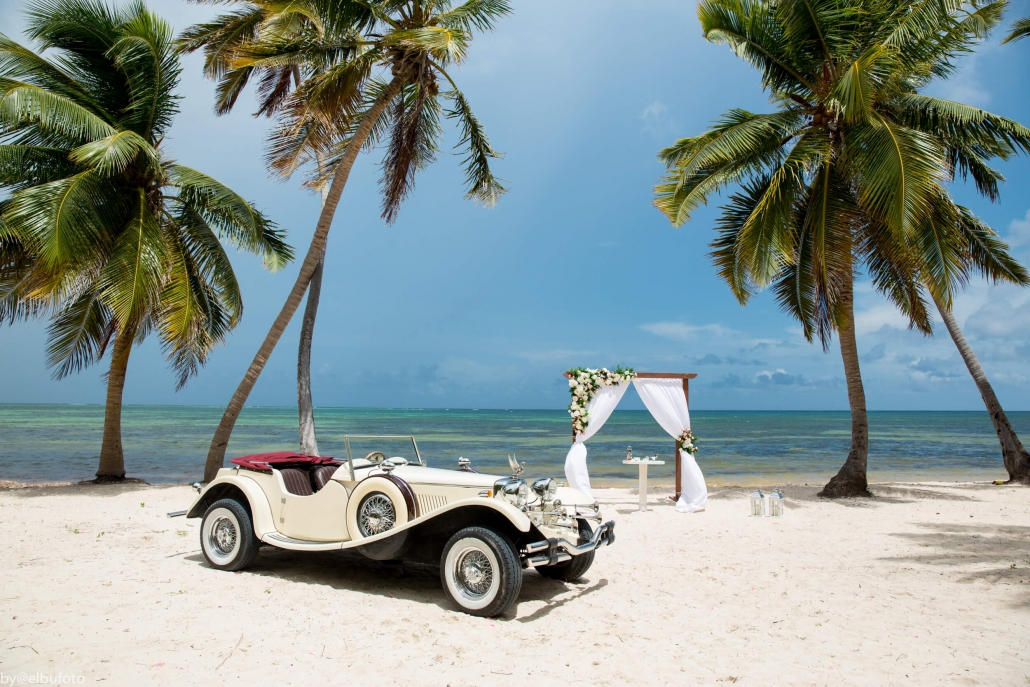 Retro Car for Weddings Punta Cana